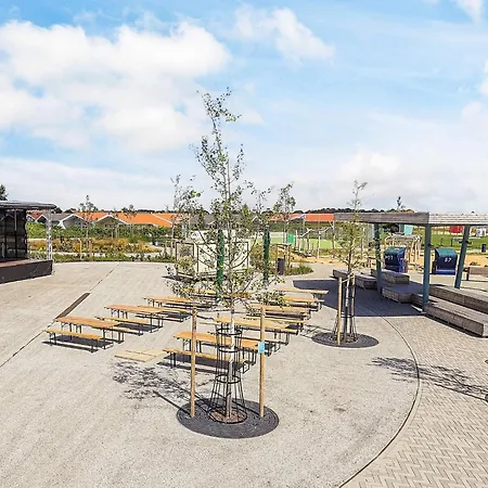 4 Star In Friedrichkoog Friedrichskoog-Spitze