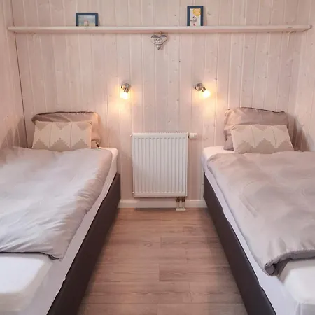 4 Star In Friedrichkoog *